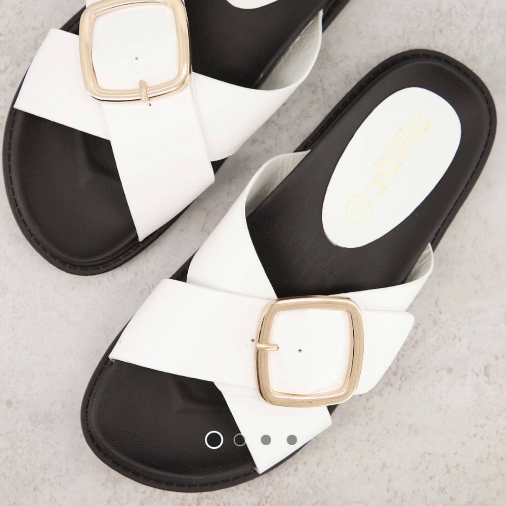 NWT! TRUFFLE COLLECTION buckle flat sandals white gold slides 7